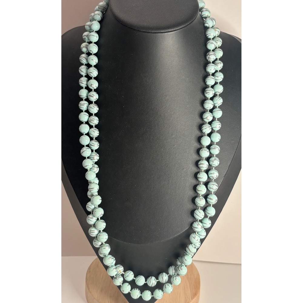 1980s Acrylic Flapper Knotted Bead Necklace Light Blue Silver Color Splash 48in